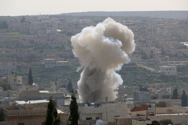 Siria: 11 civili au murit în urma unor atacuri efectuate de forţele regimului Bashar al-Assad.