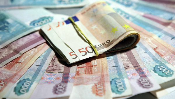 Высокая стоимость евро противоречит интересам экспортеров и действующей ультрамягкой монетарной политике ЕЦБ.