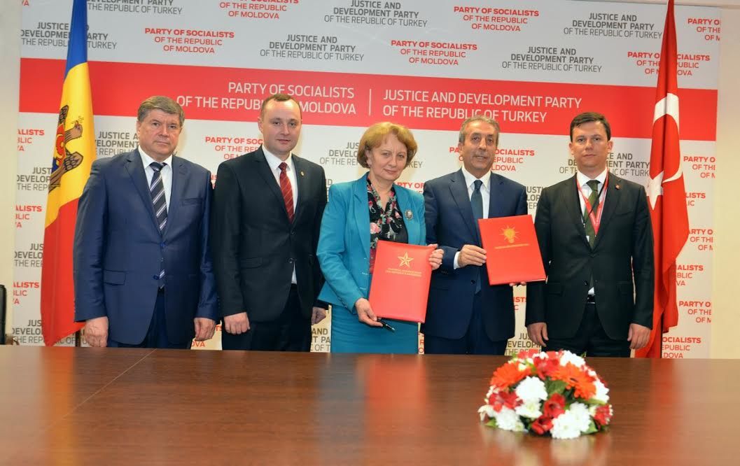PSRM a semnat Acord de Cooperare cu Partidul Justiției și Dezvoltării din Turcia. Foto:psrm.md