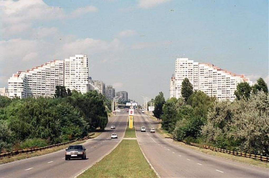 Cum poți să rămâi fără roți pe o porțiune din bulevardul Dacia