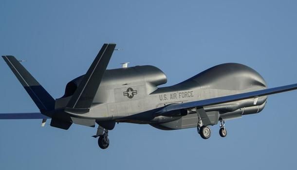 Стоимость стратегического беспилотника RQ-4B Global Hawk оценивается в $140 млн, а час его полета обходится в $31 тыс.