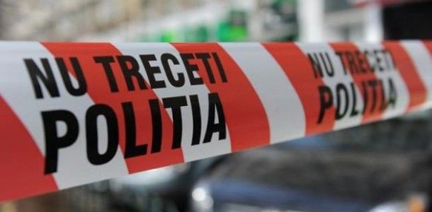 Un bărbat din Capitala a mers în vizită la fiica sa, iar acolo și-ar fi pus capăt zilelor. 