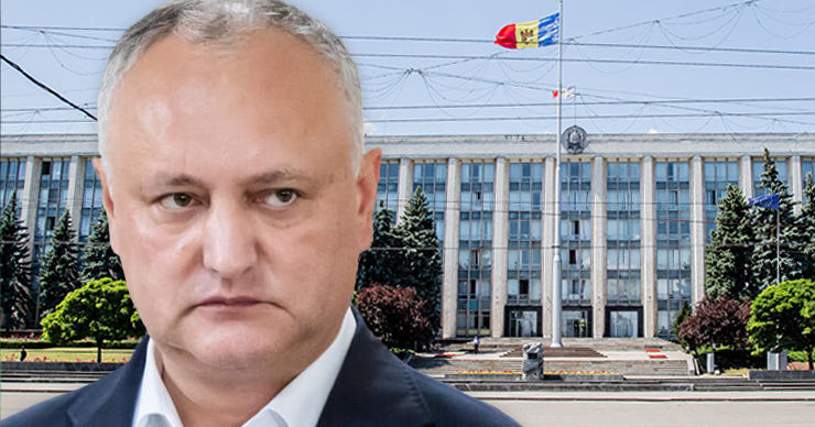 Власти на обвинения Додона: Пусть поговорит с Москвой о прекращении войны. Коллаж: Point.md