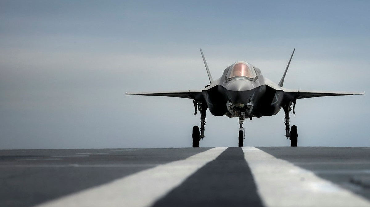 В Чехии одобрили покупку 24 истребителей F-35 за 5,6 млрд долларов.