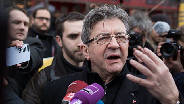 Жан-Люк Меланшон заявил, что считает необходимым выход Франции из всех основополагающих договоров Евросоюза.