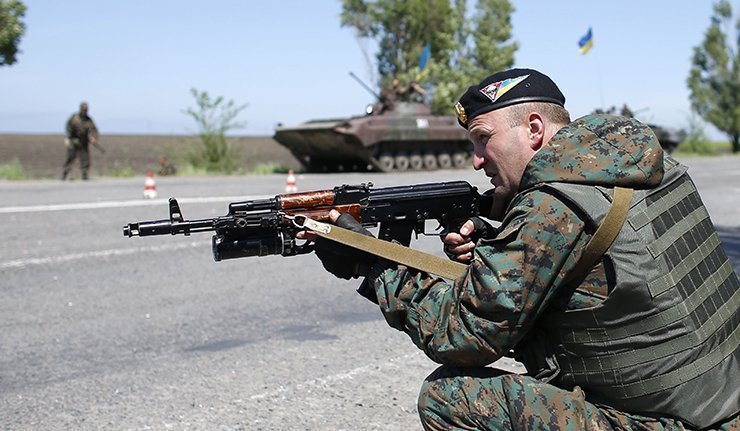 La Mariupol au reînceput ostilitățile între unitățile armatei ucrainene și forțele de autoapărare.