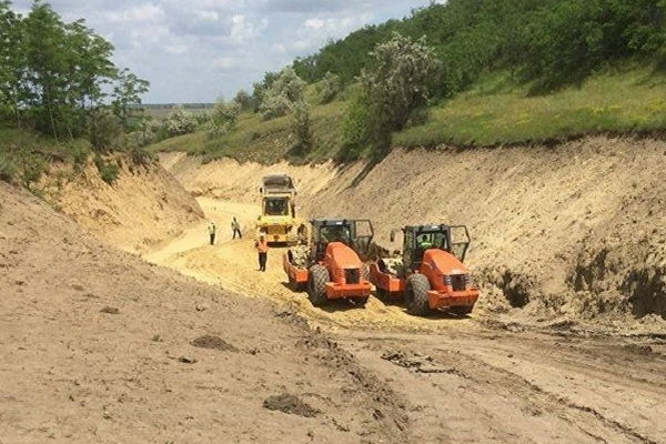 Министр транспорта проверил ход ремонта дороги «Комрат-Вулканешты».