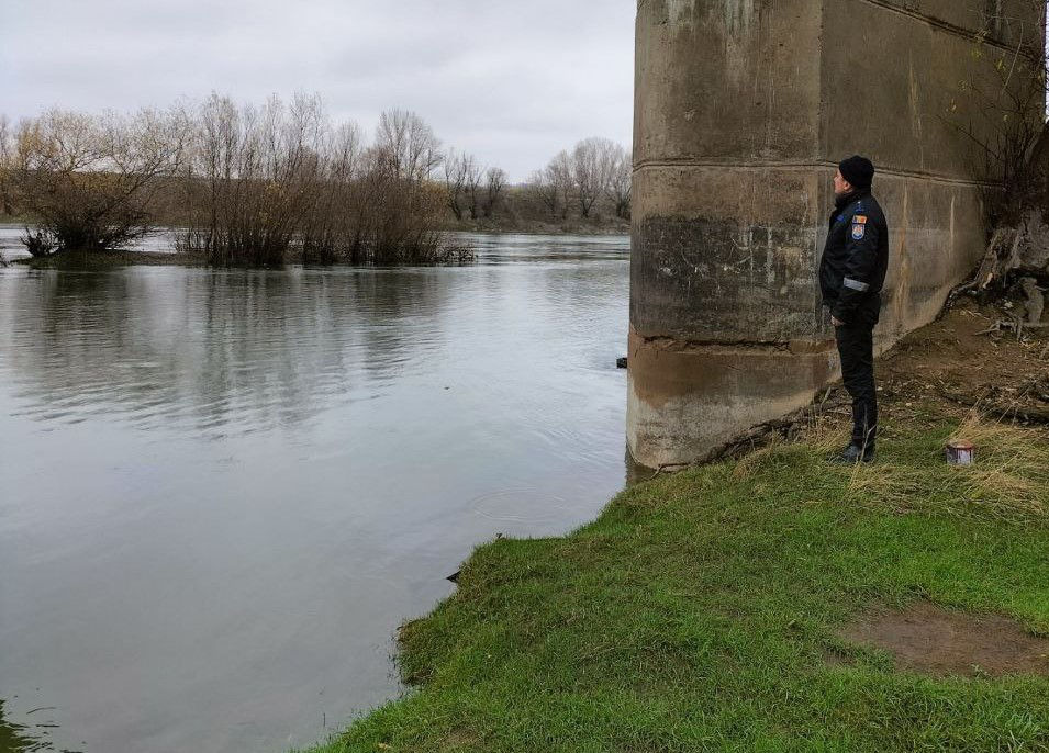 ГИЧС: Уровень воды в реке Днестр на участке Окница-Сорока снизился.