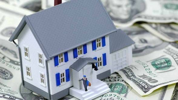 Moldovenii iau tot mai puţine credite pentru a-şi cumpăra case. Foto: business24.ro