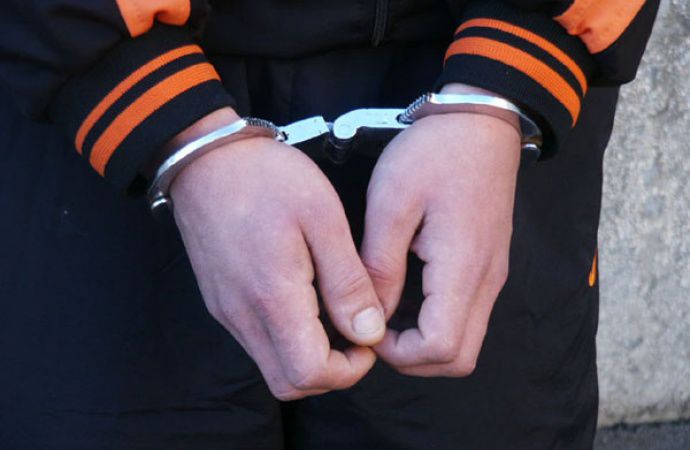 При задержании налетчиков полиция применила оружие.