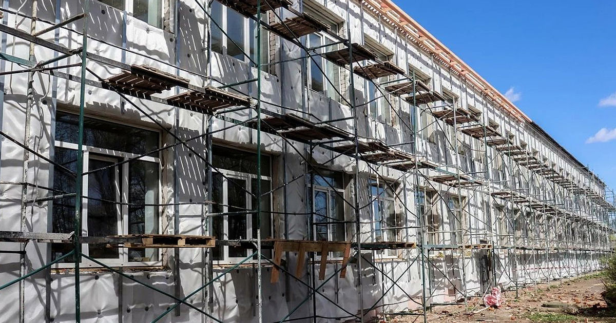 Guvernul extinde rețeaua școlilor model: Alte 15 instituții de învățământ general vor fi renovate.