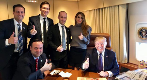 Ce felicitare a scris Trump la un an de la victoria în alegeri