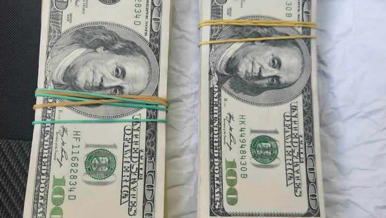 В Румынии поймали украинца, который хотел дать таможенникам взятку в $20 тысяч.
