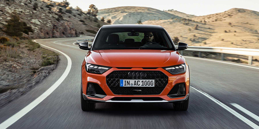 Audi A1 превратили в кроссовер.