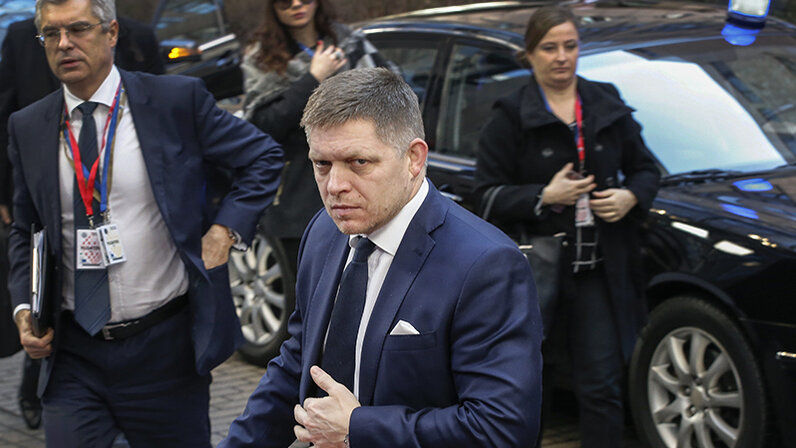 Словацкий министр: Выздоровление Фицо займет минимум несколько недель.