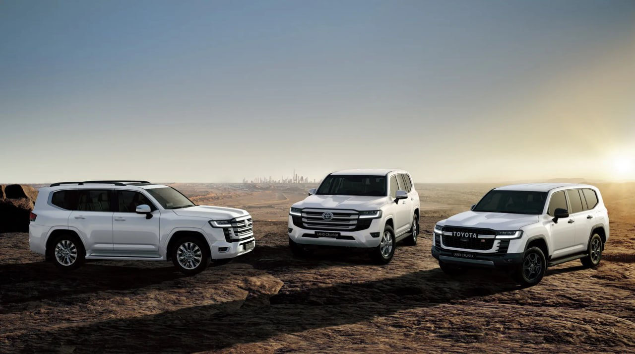 Toyota обновит Land Cruiser 300 до конца года.
