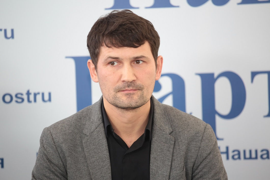 Виктор Богатько от "Нашей партии" в четвертый раз стал примаром Рышкан.