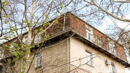 В случае сильного землетрясения все эти дома могут выдержать только 5% от общей массы мансард.