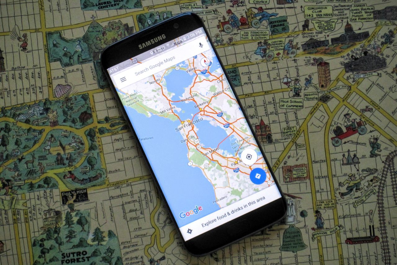 В Google Maps появился спидометр.