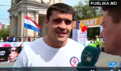 Constantin Ţuţu - singurul deputat care a alergat întreg maratonul de 42 km.