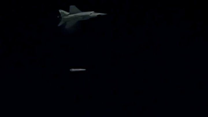 Rusia a testat cu succes racheta hypersonică, capabilă să transporte o încărcătură nucleară. 