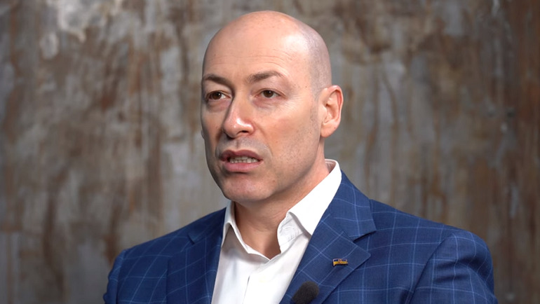 Журналист Дмитрий Гордон.