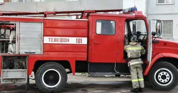 В Гиске сгорели несколько хозяйственных построек.