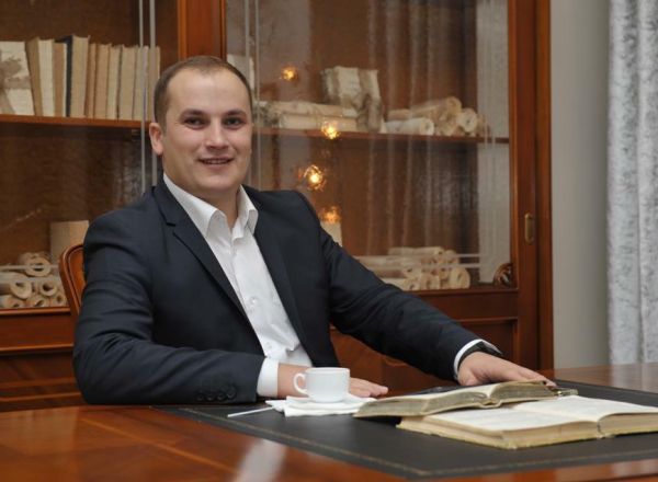 Minzat a spus doar atat: “Nu comentez, de ce sunteti atat de insistenta?”