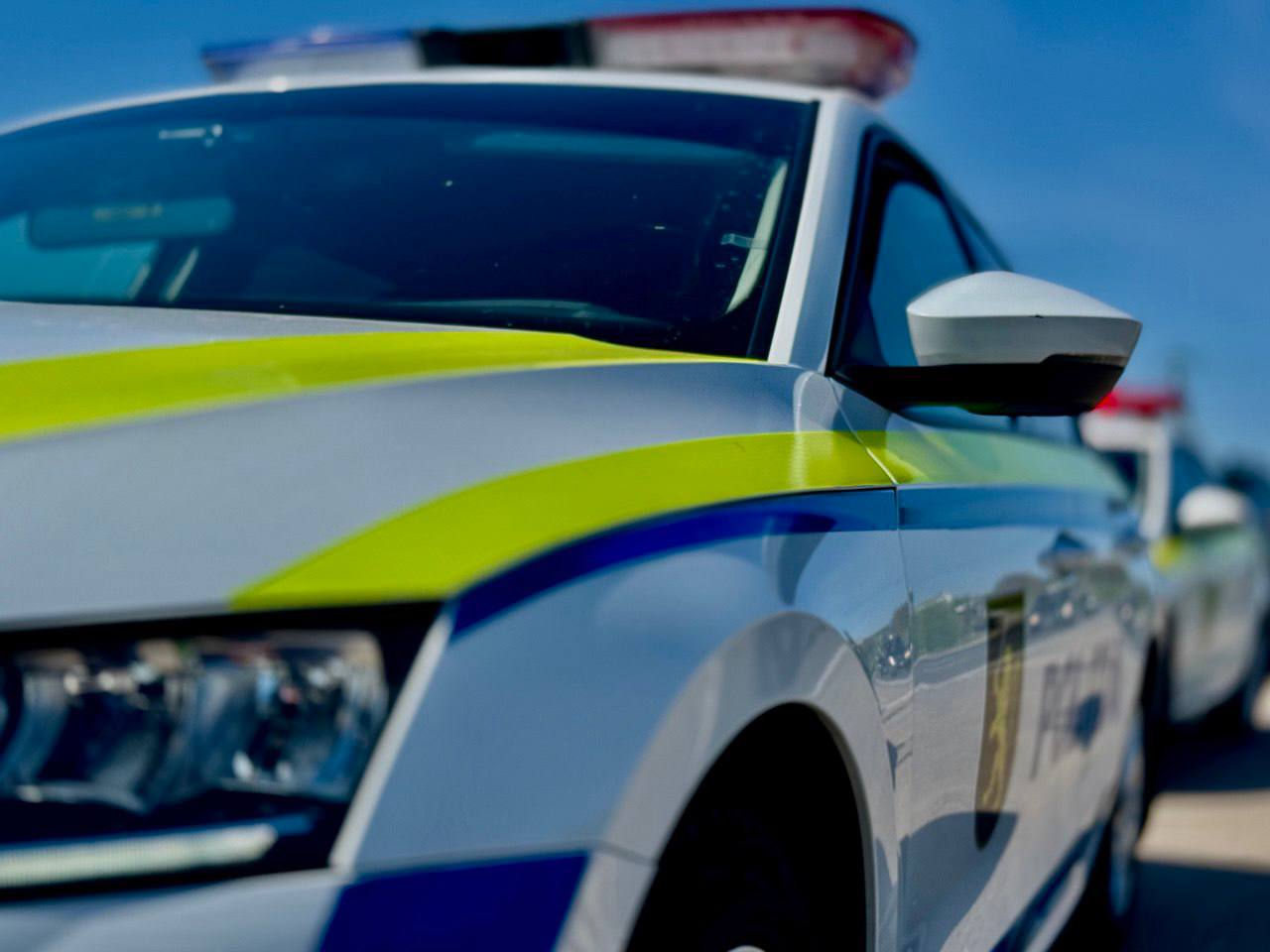 Femeie cu copil în brațe, spulberată de o mașină condusă de un angajat al MAI băut și fără permis la Ungheni.