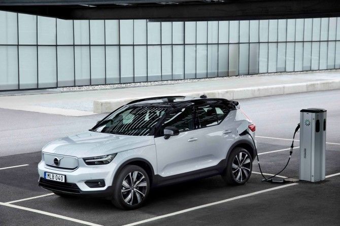 Volvo решила сделать ставку на кроссоверы.