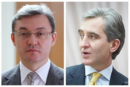 Заявление о том, что Рогозин не представляет официальную позицию России, - сказки для наивных людей.