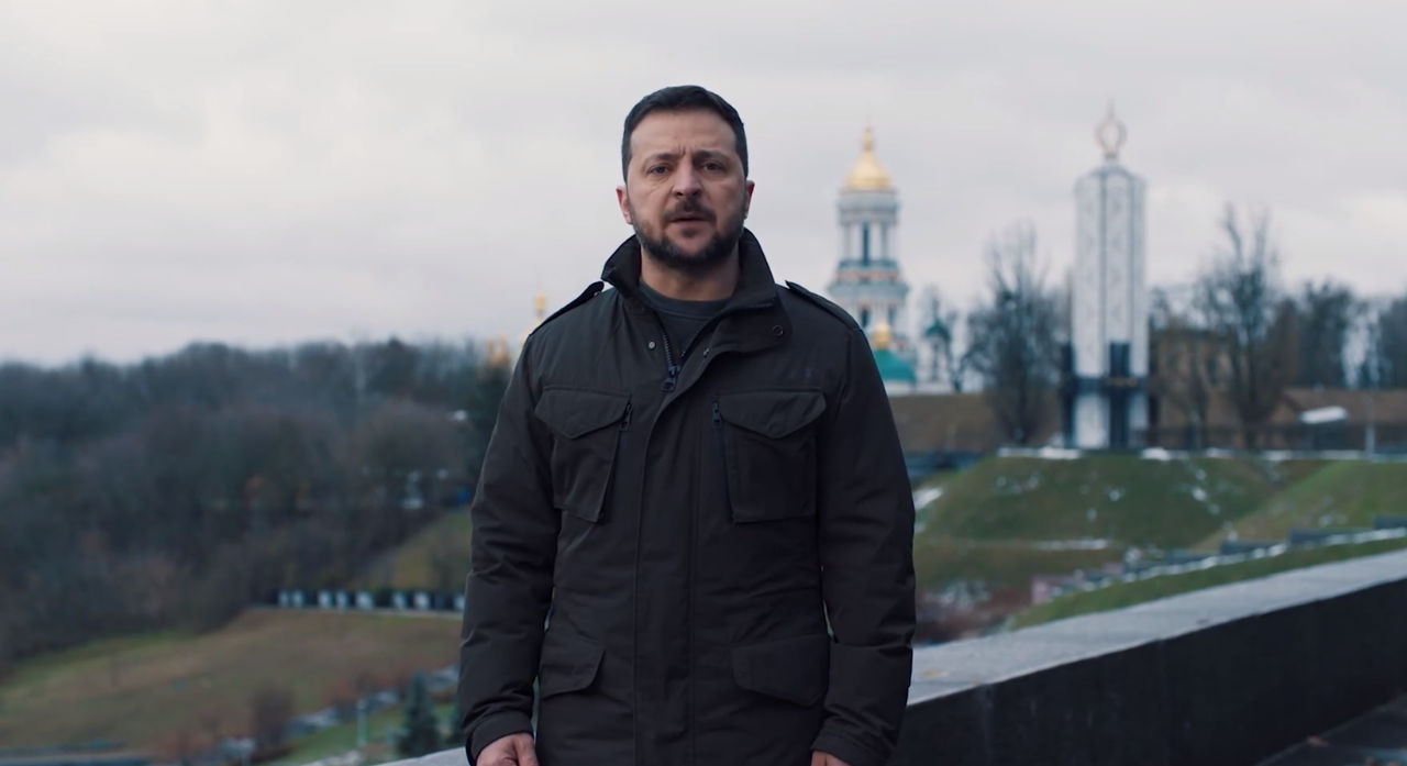 Зеленский о ночной атаке: Россия гордится тем, что может убивать.