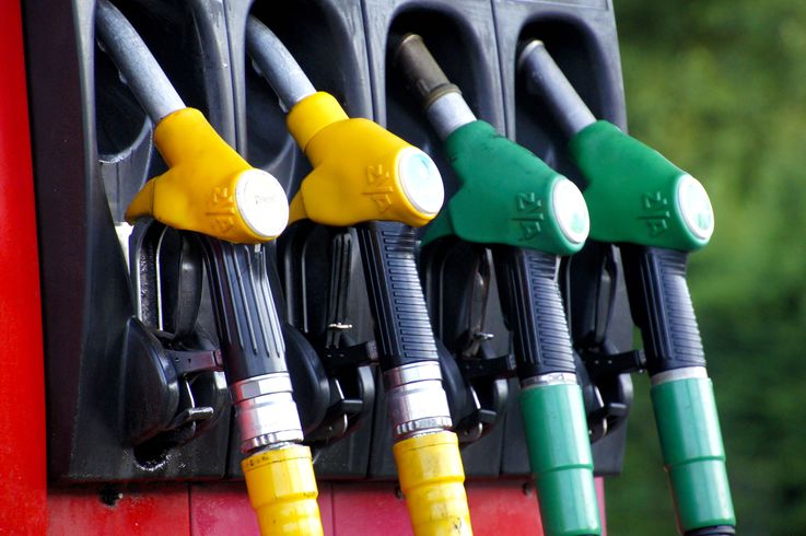 ANRE a modificat metodologia de formare a prețurilor la carburanți