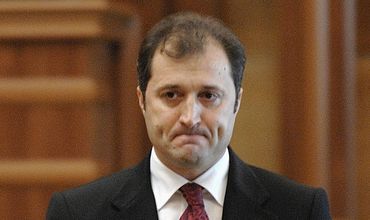 Mai multe rude ale lui Vlad Filat, reținute în cazul BEM.