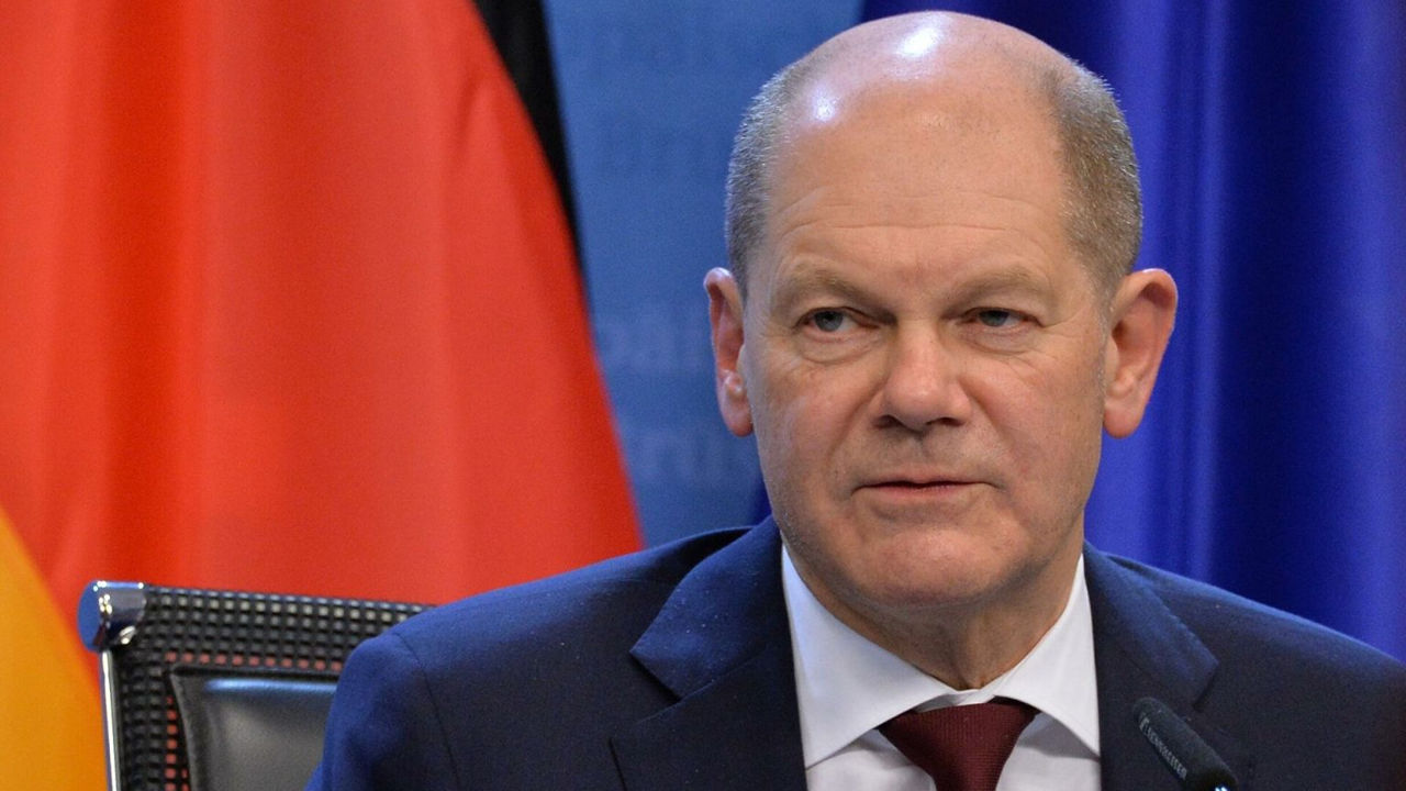 Scholz a anunțat că este gata să discute în curând cu Putin.