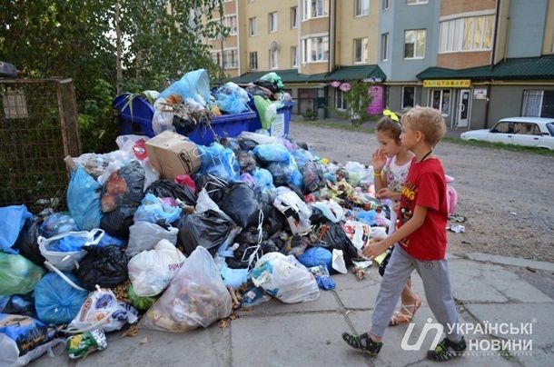 Deşeurile menajere din Capitală nu au fost evacuate de patru zile.