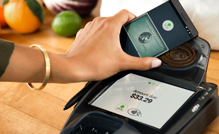 Android Pay превращает смартфон в цифровой кошелек.
