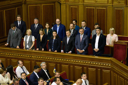 Украинских депутатов лишили неприкосновенности.