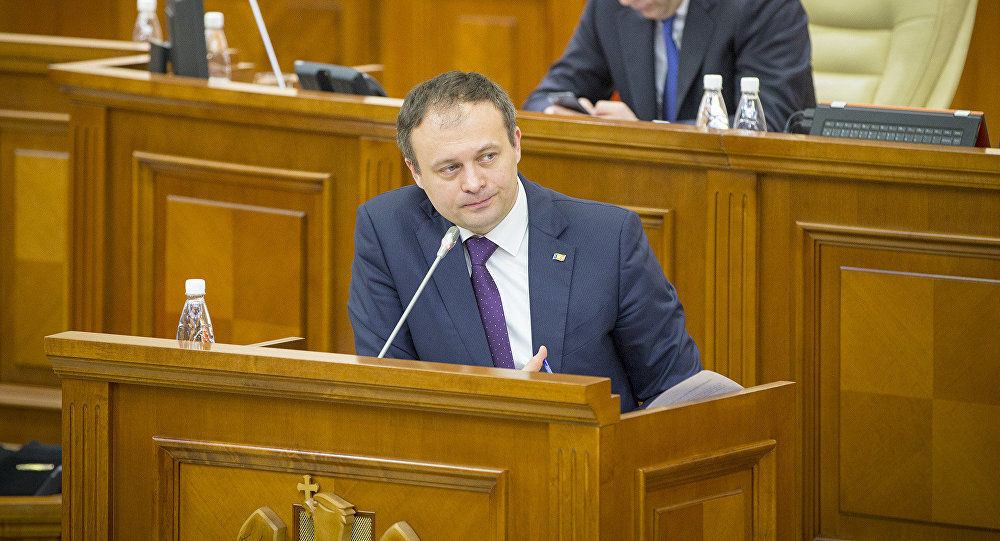 Candu în Parlament: Dmitri Rogozin ne transmite salutări