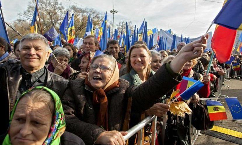 «Очевидно, что страна дошла до ручки, и ее народ настроен на разворот в сторону Востока».