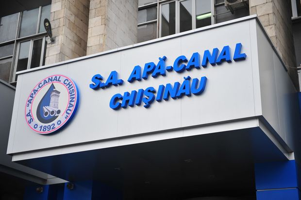 Restanțieri de mii de lei: Apă-Canal cere achitarea datoriilor