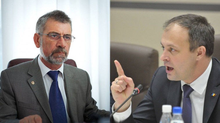 Speakerul Andrian Candu și președintele fracţiunii PLDM, Tudor Deliu. Foto: deschide.md
