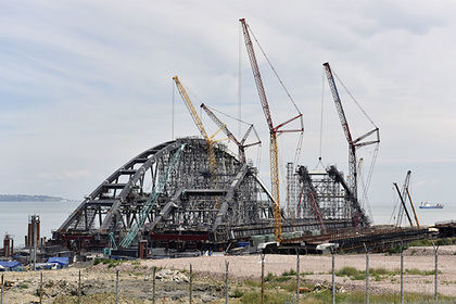 Строительство Россией Крымского моста обрекает Украину на морскую изоляцию. 