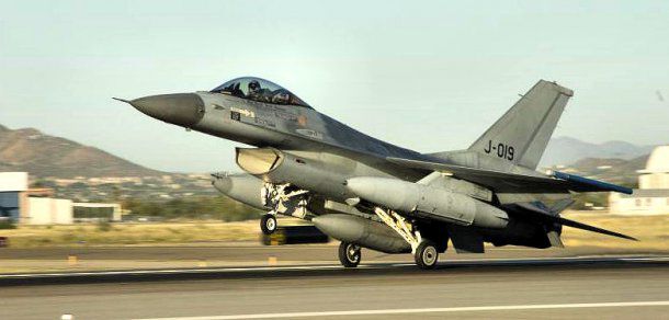 Olanda va participa la raidurile aeriene din Siria împotriva ISIS. Foto: commons.wikimedia.org
