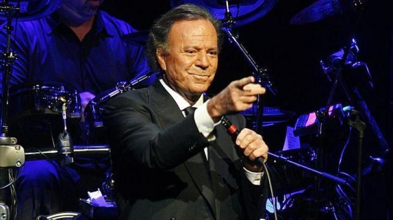 O anliză ADN confirmă că Julio Iglesias mai are un fiu de 40 de ani