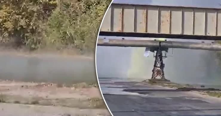 Поток горячей воды перекрыл движение на улице Каля Басарабией.