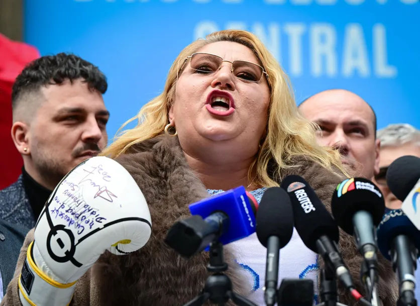 Procurorii cer efectuarea unei expertize psihiatrice pentru europarlamentara Șoșoacă.