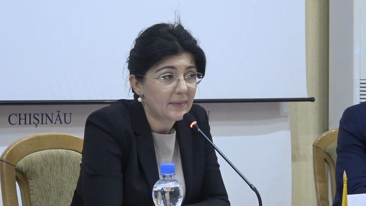 Cadourile primite de funcționari rămân în primărie.