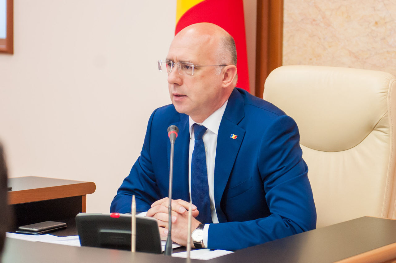 Филип выступил с посланием на первом заседании правительства в новом составе.