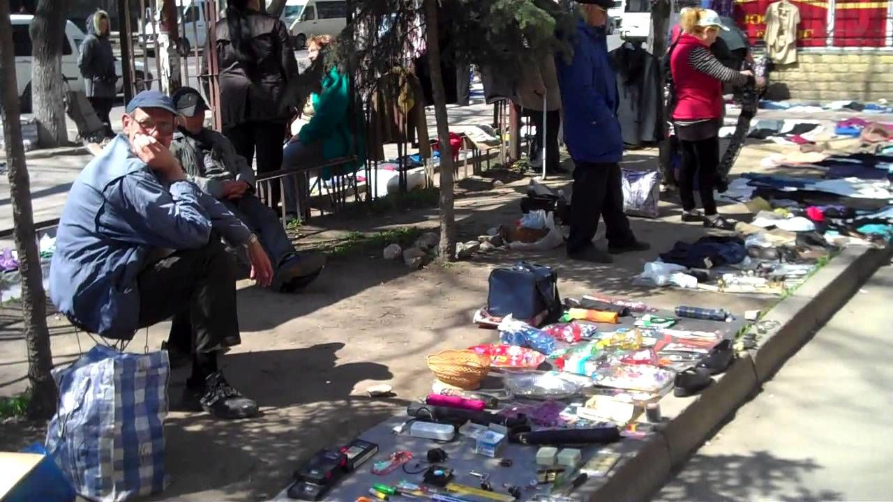 Înainte de alegeri, diferenţa dintre cei săraci şi cei foarte bogaţi este tot mai vizibilă în Republica Moldova. Foto: youtube.com